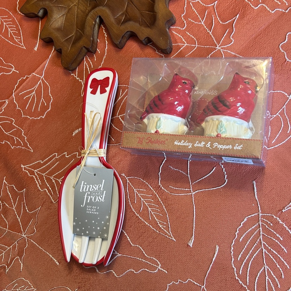 Red Bow Ware NEW Set of 2 Salad Servers Melamine Valentines Posh Hearts Sale